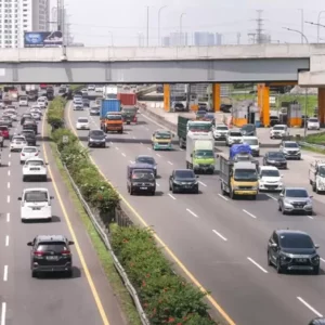 Jasa Marga Catat 176.409 Kendaraan Kembali ke Jabotabek Saat Libur Isra Mi’raj