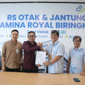 Penandatangan perjanjian kerjasama antara BPJS Ketenagakerjaan Makassar dengan RSOJ Pertamina Royal Biringkanayya