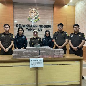 Kejari Takalar Eksekusi Rp7 Miliar Kerugian Negara dari Korupsi Penambangan Pasir Laut