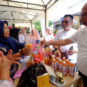 Pemkab Gowa Gelar Pasar Tani Bagi Masyarakat