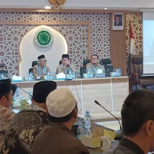 MUI Imbau Stasiun TV Ikut Kampanye Bahaya Judol dan Pinjol Ilegal