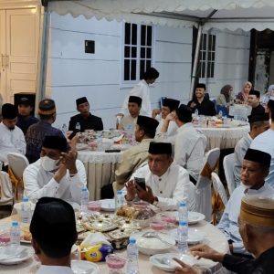 Gelar Buka Puasa,  Ketua DPRD Wajo Ajak Pererat Kebersamaan Bangun Daerah