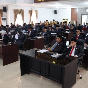 DPRD Pinrang Gelar  Rapat Paripurna Penyampaian LKPJ Bupati