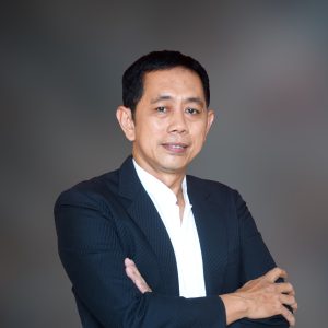 Hamka Raih Gelar Doktor, Teliti Pemberdayaan UMKM Halal di Parepare