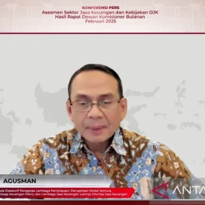 OJK: Pembiayaan Kendaraan Bermotor Tumbuh 7,34 Persen Senilai 355,31 Triliun Rupiah