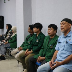 YBM PLN UIP Sulawesi Salurkan Bantuan Biaya Pendidikan kepada Mahasiswa FPIK UMI
