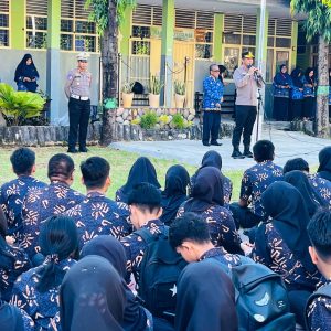 Kapolres Sosialisasikan Pencegahan Kenakalan Remaja di SMAN 1 Parepare