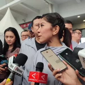 Jelang Kunjungan Presiden Prancis, Menkomdigi Siapkan Peluang Kerja Sama