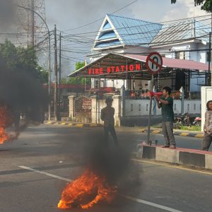 Mahasiswa Geruduk Mapolres Takalar, Soroti Penanganan Kasus  Dinilai Mandek