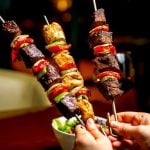 Nikmati Sensasi Friday Barbeque Nite di Hotel Harper Perintis Makassar