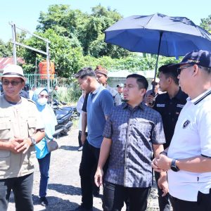 Komitmen Pembangunan Berkelanjutan, Tasming Hamid Tinjau Lokasi Penanaman Jagung dan Infrastruktur di Lapadde