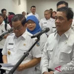 Wamendes Apresiasi Gubernur Jakarta dalam Mendirikan Koperasi Merah Putih