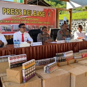Polda Sulbar Sita 13.600 Pax Rokok Ilegal