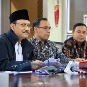 Kemensos Bangun Dapur Umum di Delapan Titik Korban Erupsi Gunung Lewotobi