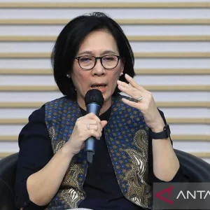 Kemenkes Keluarkan Surat Edaran Waspada Peningkatan Angka Covid-19