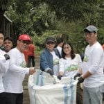 Peringati Hari Lingkungan Hidup Sedunia, PLN UIP Sulawesi Gelar Aksi Bersih-bersih Lingkungan Bersama Komunitas Peduli Lingkungan Untia