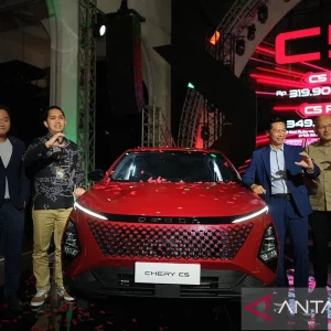 Chery Omoda 5 dan E5 Resmi Mengaspal di Indonesia