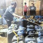 Polisi Tangkap Penyelundup Ilegal BBM Subsidi