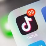 Gen Z Lebih Percaya Influencer TikTok Ketimbang Dokter, Ini Kata Ahli