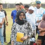 Buka Turnamen Sepak Bola di Barombong, Bupati Gowa Dorong Pengembangan Atlet Muda