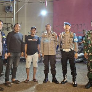 Polsek Pangkajene  Patroli  di Pasar Malam Stadion Andi Mappe