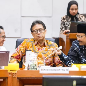Tunjang Kopdes Merah Putih, Kemenkes Berencana Bangun Apotek Desa