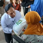 Perum Bulog Siap Salurkan Bantuan Pangan Beras kepada 18,3 Juta Penerima