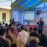OJK Sulselbar Gelar Edukasi Keuangan untuk 150 Petani Kakao di Polewali Mandar
